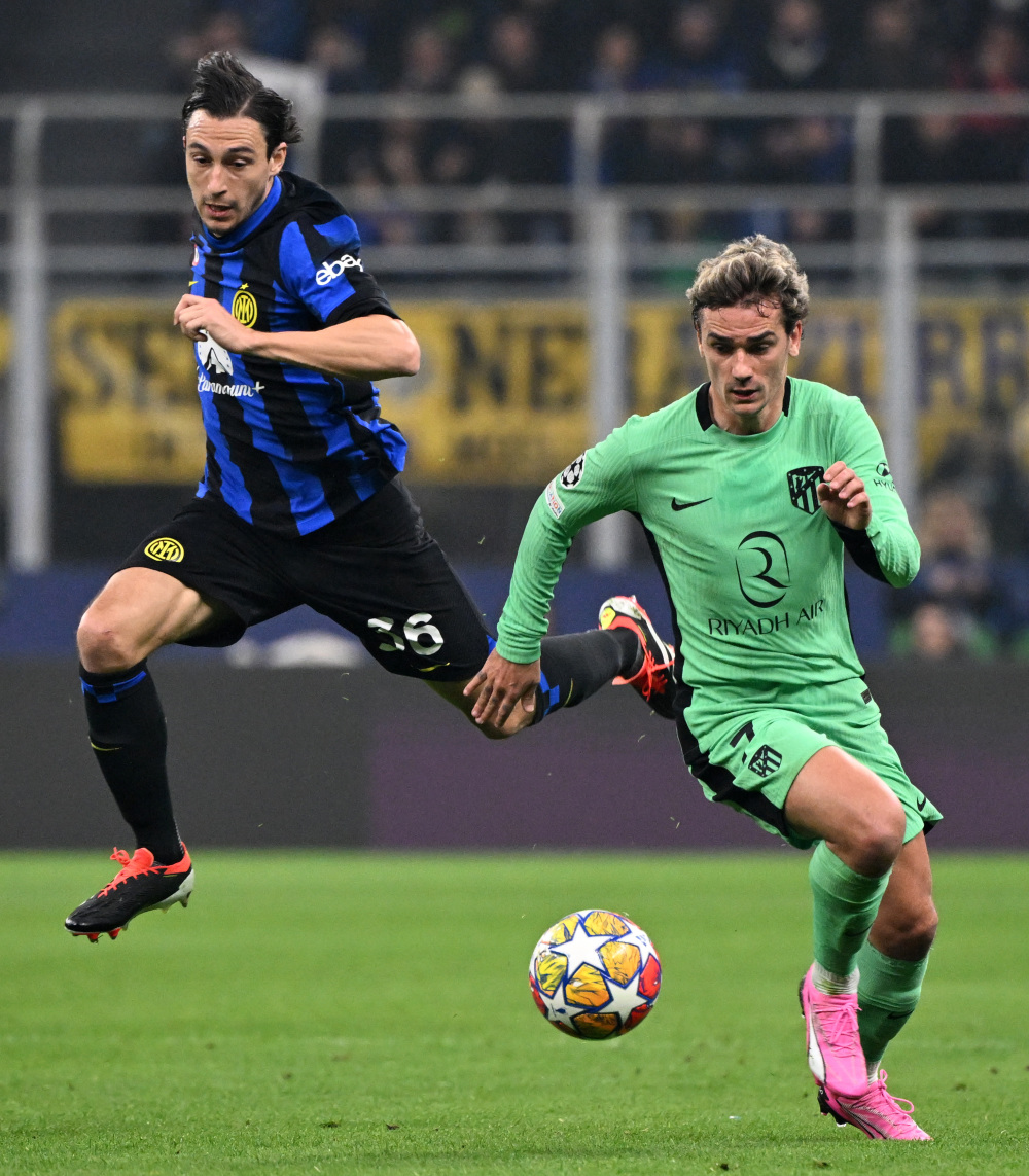 葡媒：鲁伊-科斯塔即将连任本菲卡主席，竞争对手已承认败选（葡萄牙媒体称：鲁伊·科斯塔将连任本菲卡主席，竞选对手已认输）