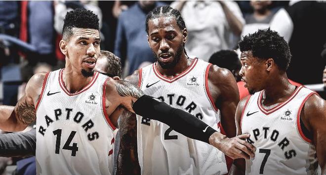 波兰主帅：要帮扎莱夫斯基找回状态；我觉得莱万还没决定未来（波兰主帅：将助扎莱夫斯基重拾状态，莱万未来尚未敲定）