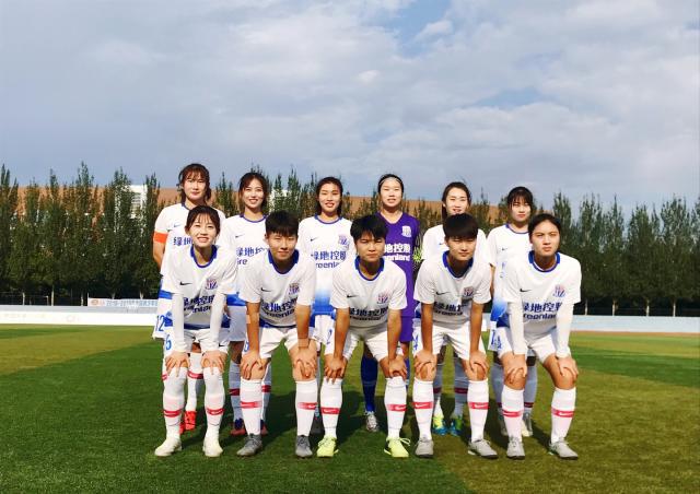 欧冠92年改制后戴帽数前10：梅西、C罗8次第1，姆巴佩5次第4（1992年欧冠改制后戴帽榜前十：梅西、C罗各8次并列第一，姆巴佩5次居第4）