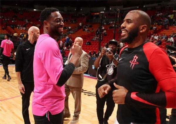 特德斯科：德布劳内能发现其他人发现不了的空当，并传出好球（特德斯科称德布劳内能洞察他人难寻的空当并送出精妙传球）